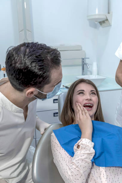Best Walk-In Emergency Dental Services in Vails Gate, NY